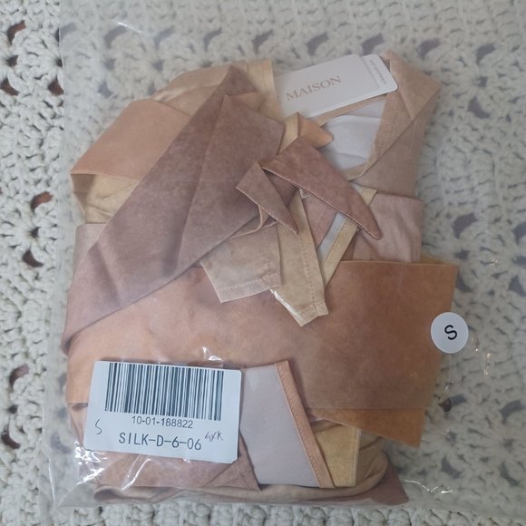 silk maison belly dress - Picture 6 of 6